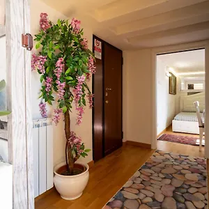 https://apt-athena.it-romehotels.com